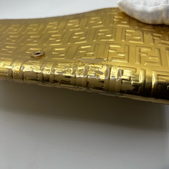 GUC Fendi Gold Zucca Embossed Wallet - Picture 13 of 13